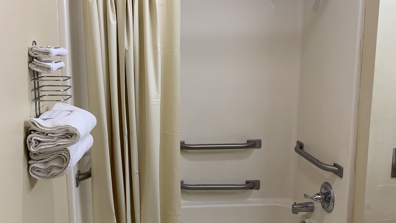 Photo of Bedroom in Jesup