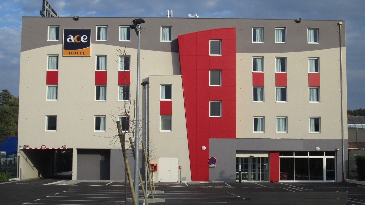 Photo of Outdoor in Valence