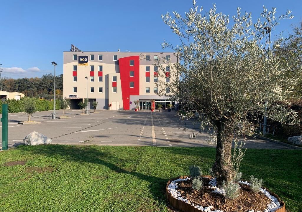 Photo of Outdoor in Valence