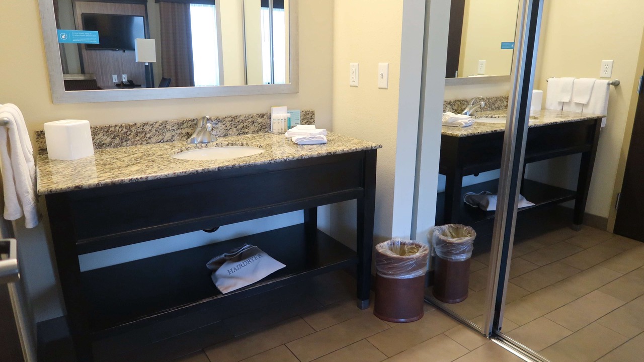 Photo of Bedroom in Salinas