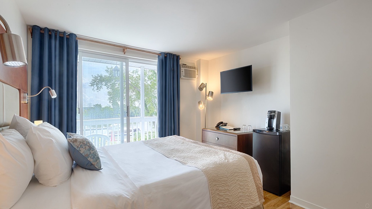 Photo of Bedroom in Saint-Marc-sur-Richelieu