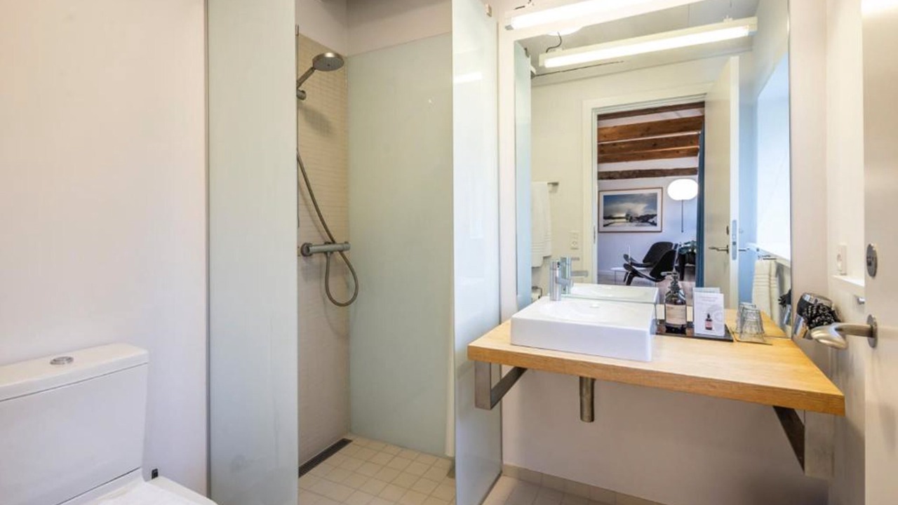 Photo of Bathroom in Vemb