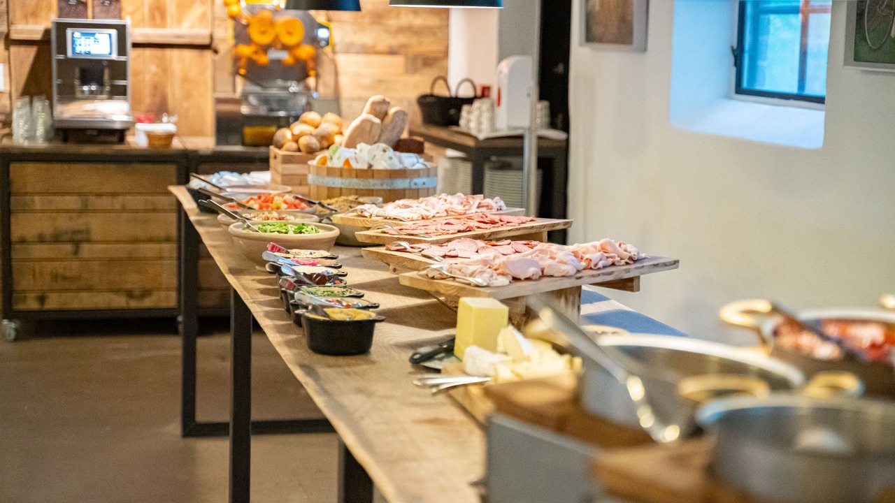 Photo of Others in Vemb