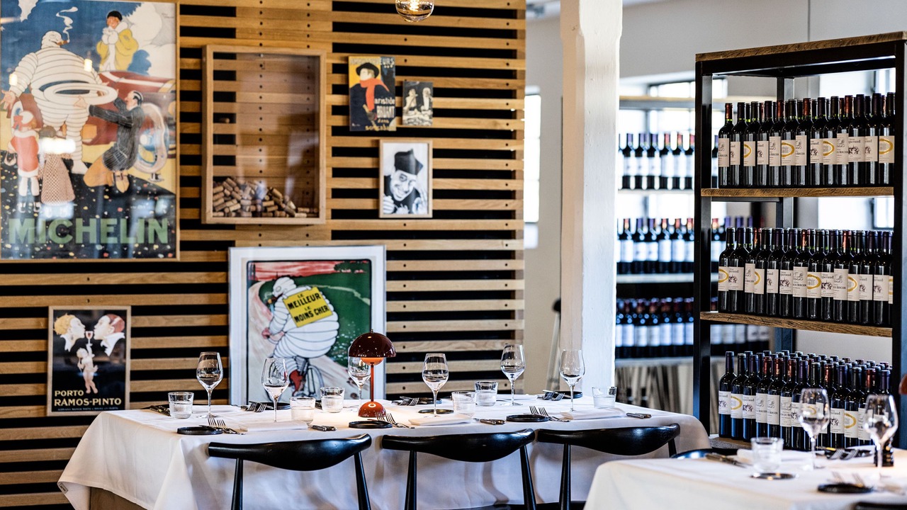 Photo of Others in Vemb