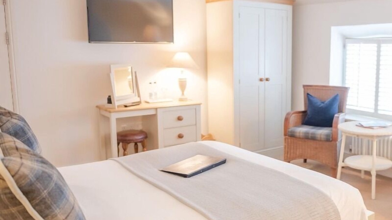 Photo of Bedroom in Hampton Poyle