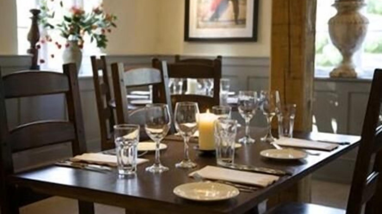 Photo of Others in Hampton Poyle