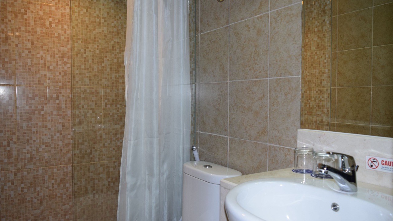 Photo of Bathroom in Panunggangan Utara