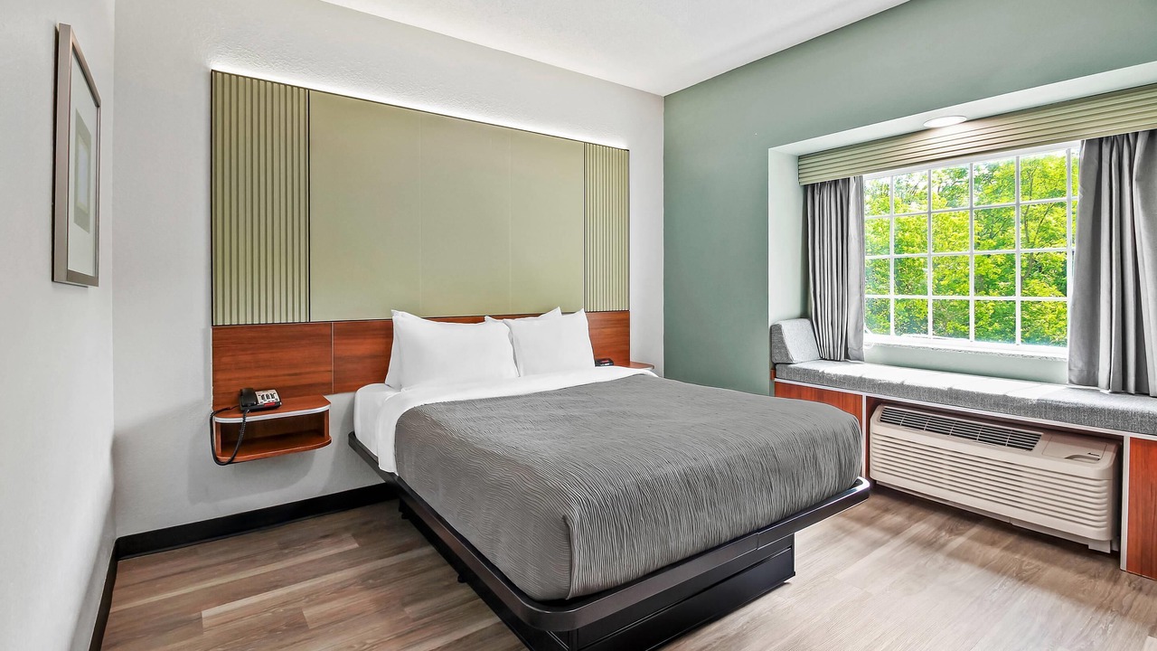 Photo of Bedroom in Meadowlands