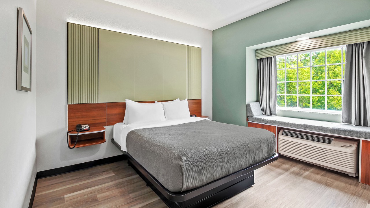 Photo of Bedroom in Meadowlands