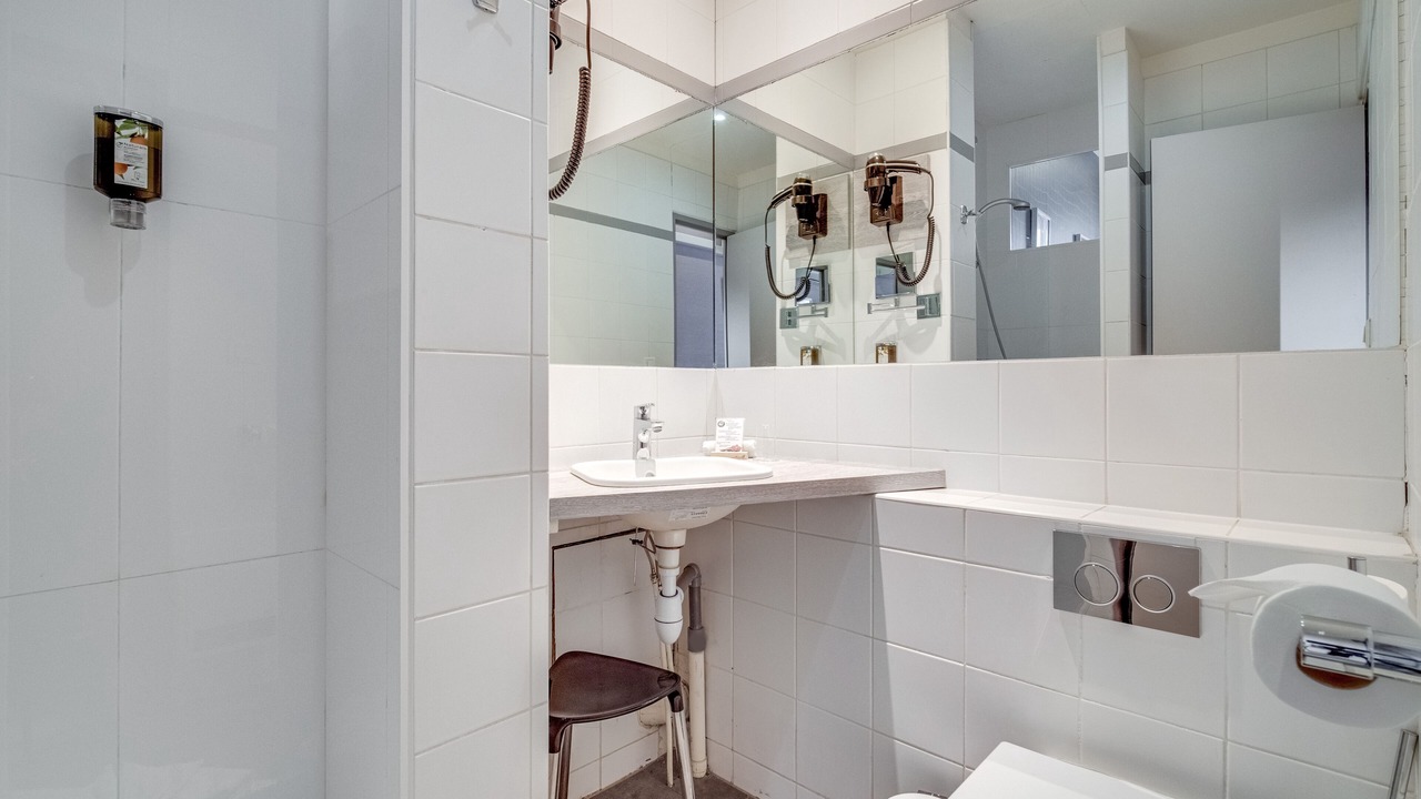 Photo of Bathroom in Terreaux - Bat d'argent