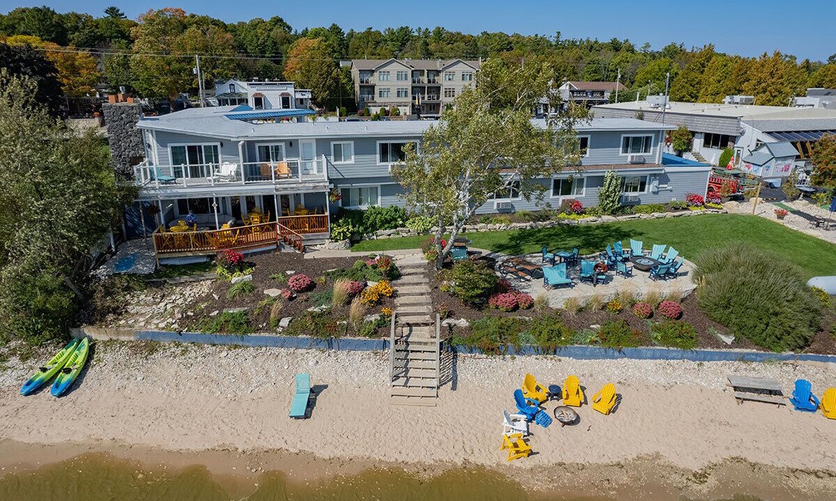 Photo of Patio Balcony in Baileys Harbor