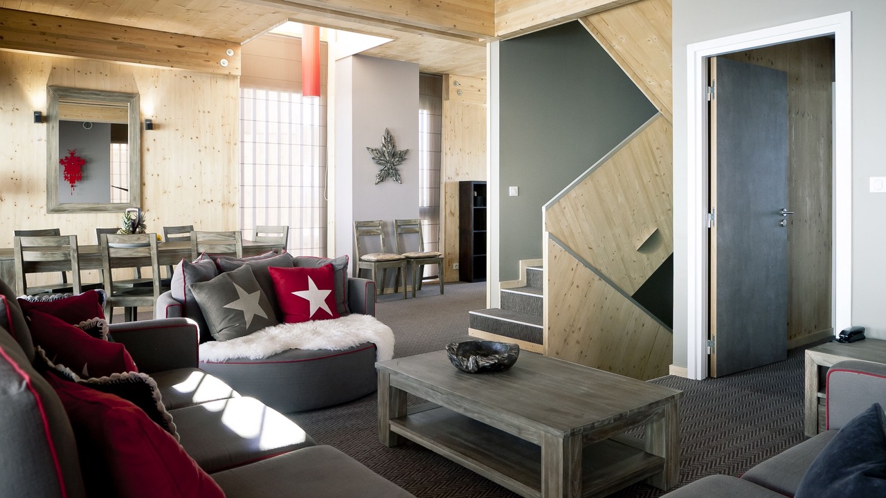 Photo of Others in Arc-1800