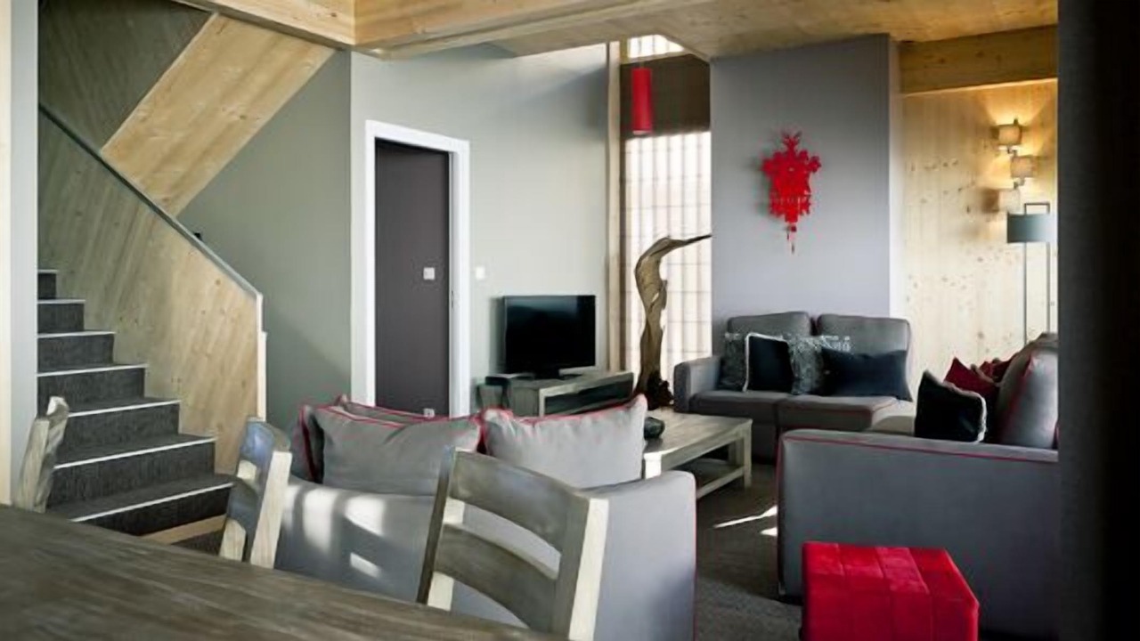 Photo of Others in Arc-1800