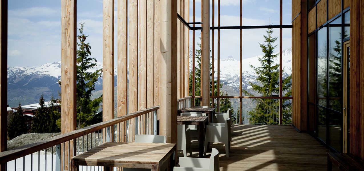 Photo of Others in Arc-1800