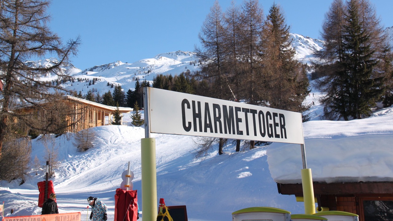 Photo of Outdoor in Arc-1800