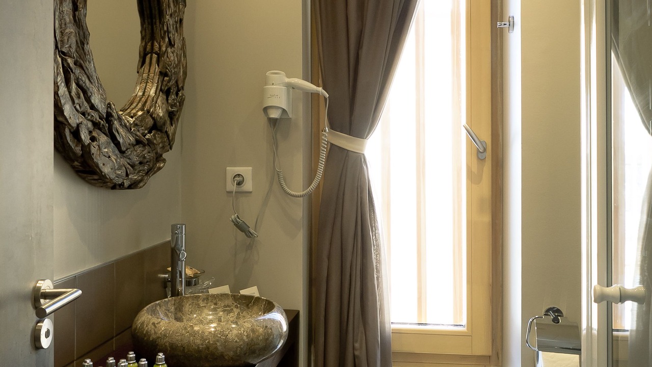 Photo of Bathroom in Arc-1800