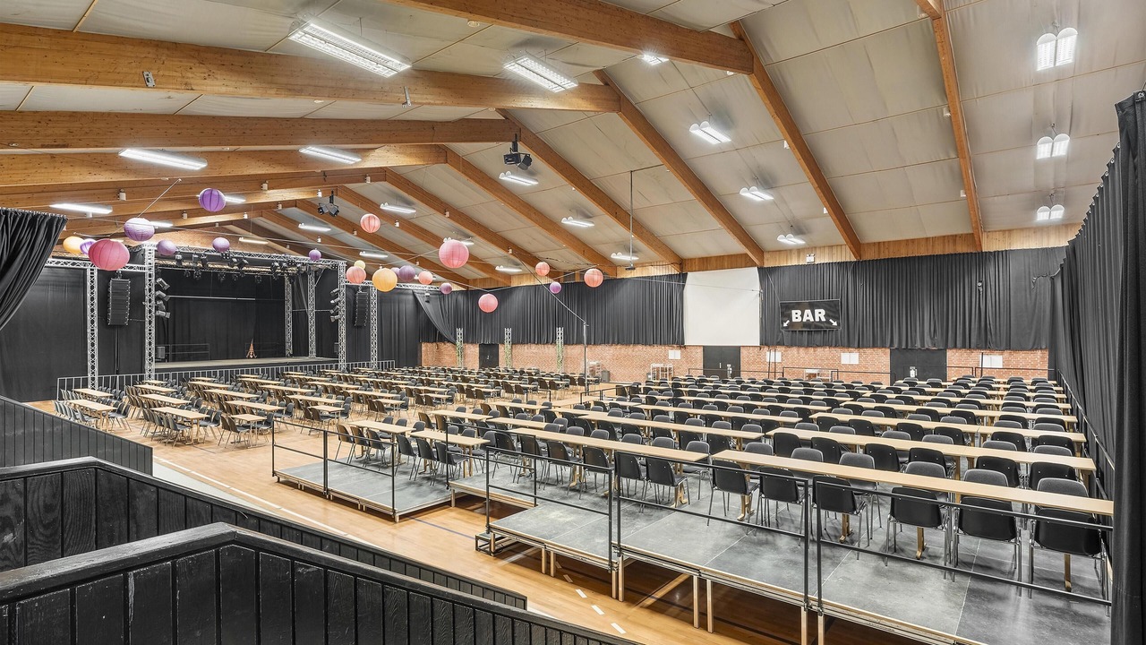 Photo of Others in Knebel