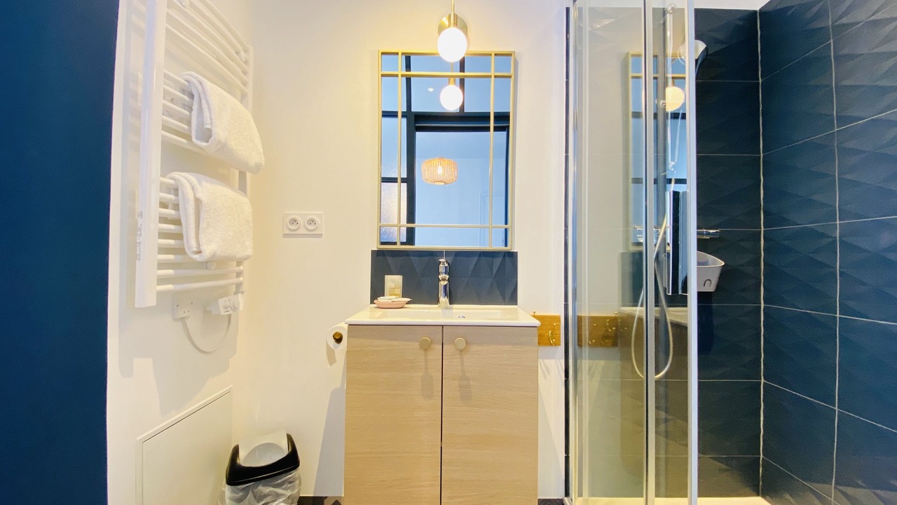Photo of Bathroom in Dinard