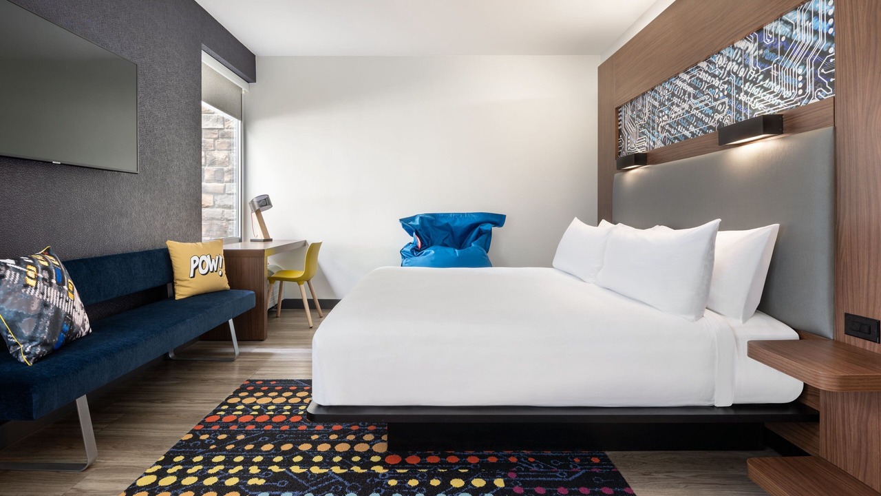 Photo of Bedroom in Beachwood