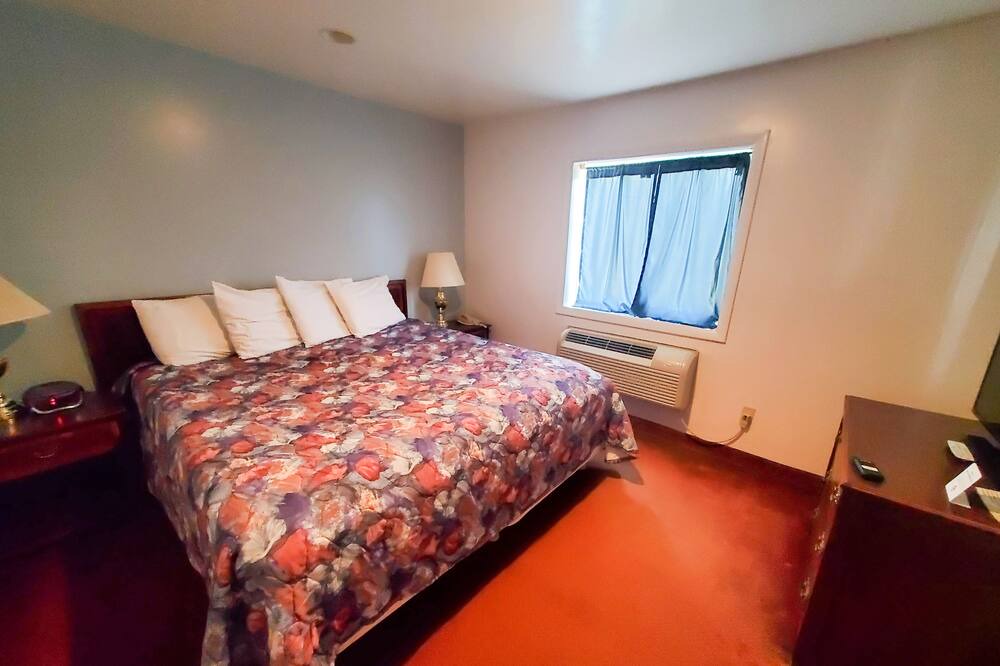 Photo of Bedroom in Groton
