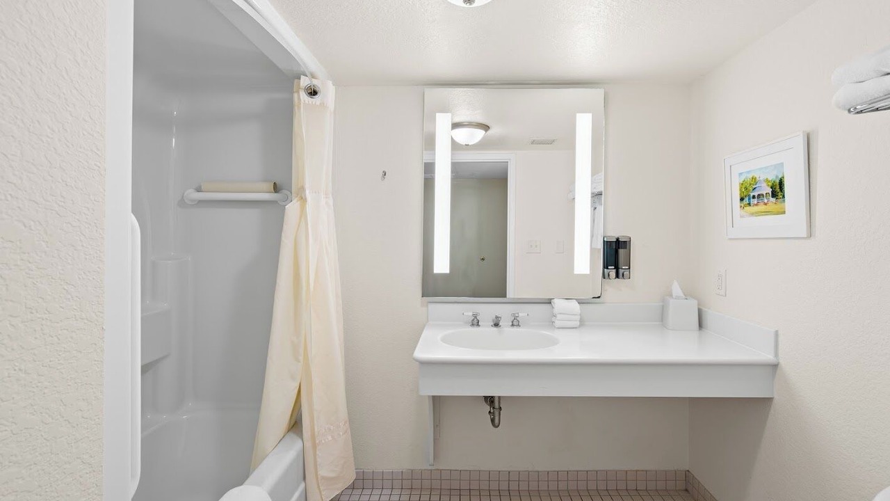 Photo of Bathroom in Syracuse