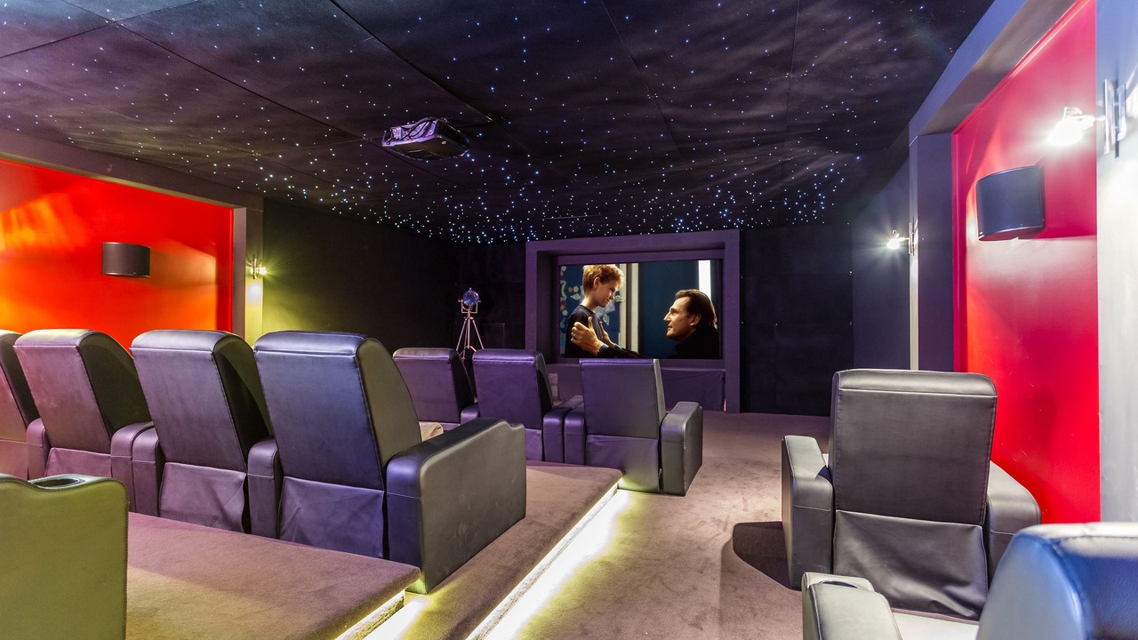 Photo of Others in Indented Head