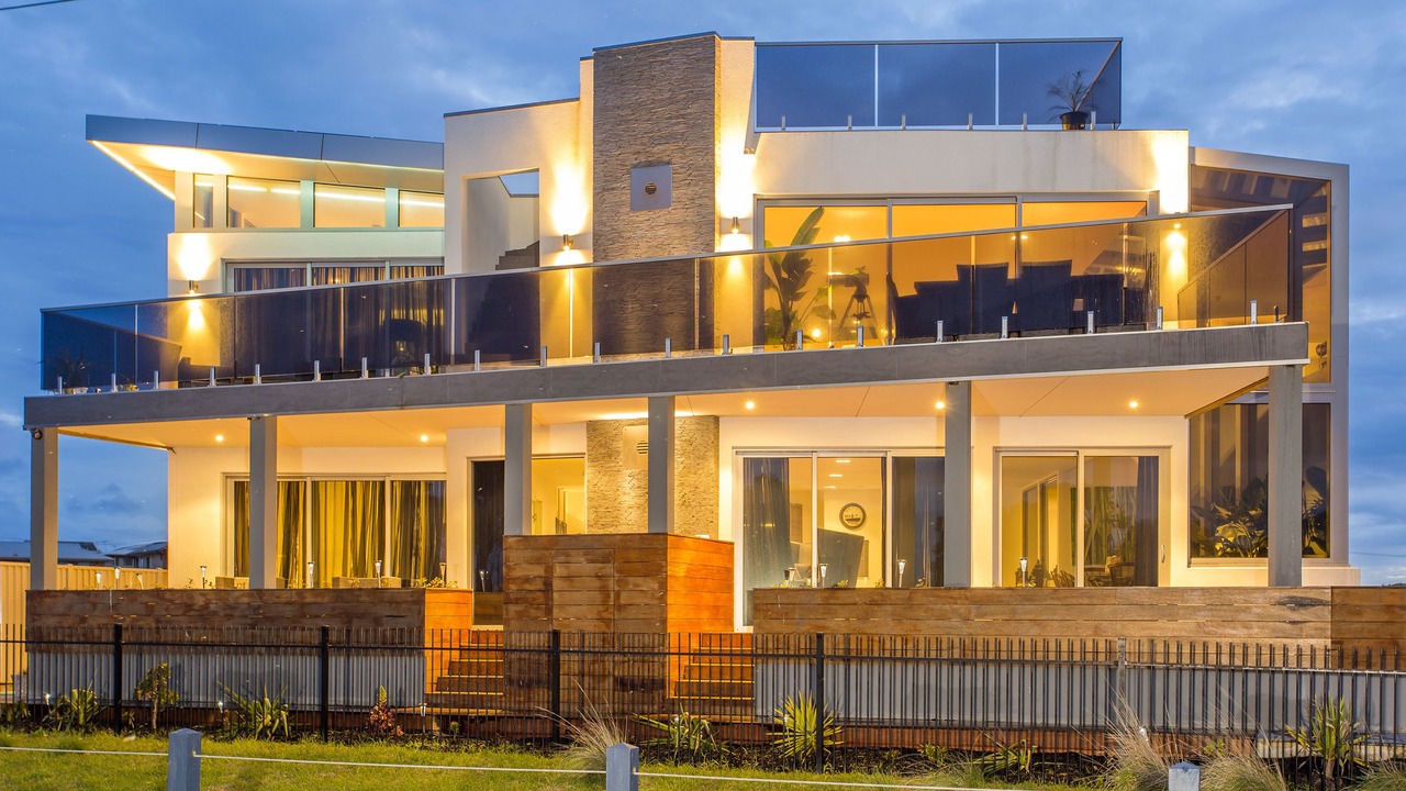 Photo of Outdoor in Indented Head