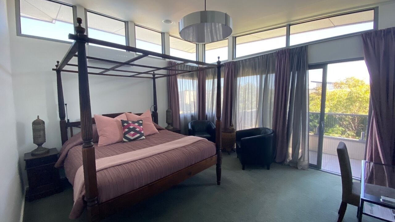 Photo of Others in Indented Head