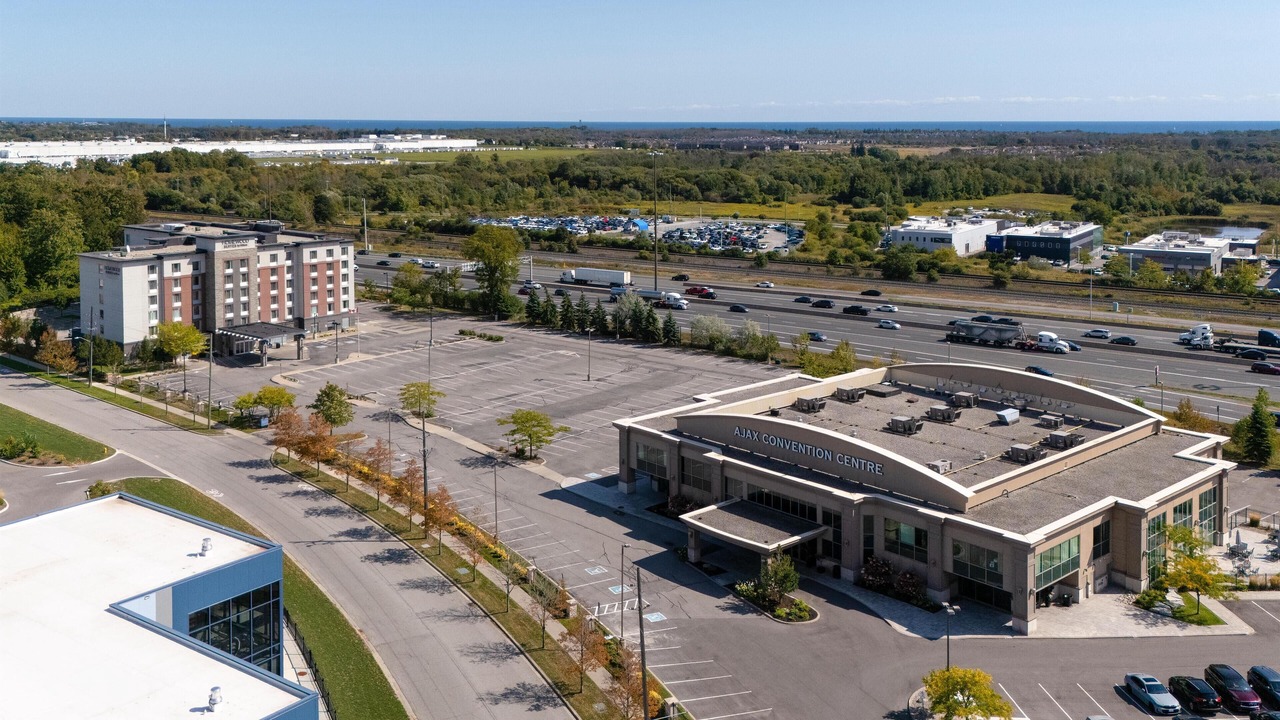 Photo of Outdoor in Ajax