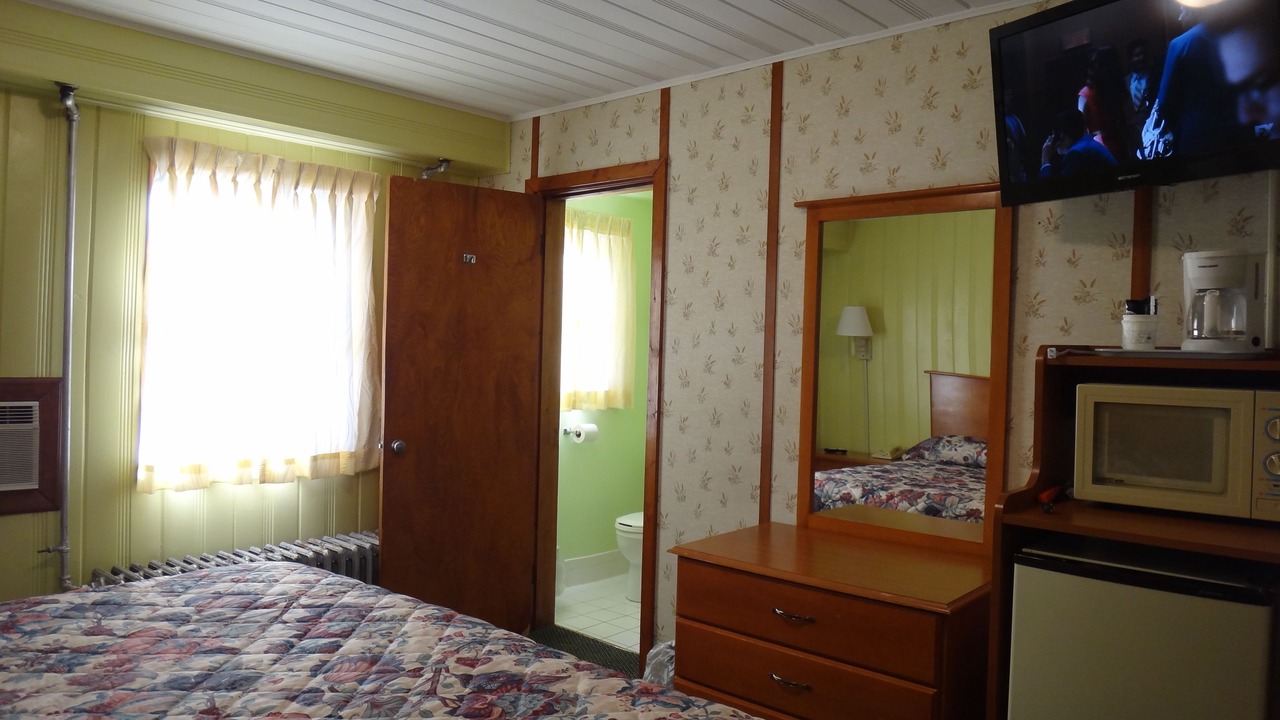 Photo of Bedroom in Dodgeville