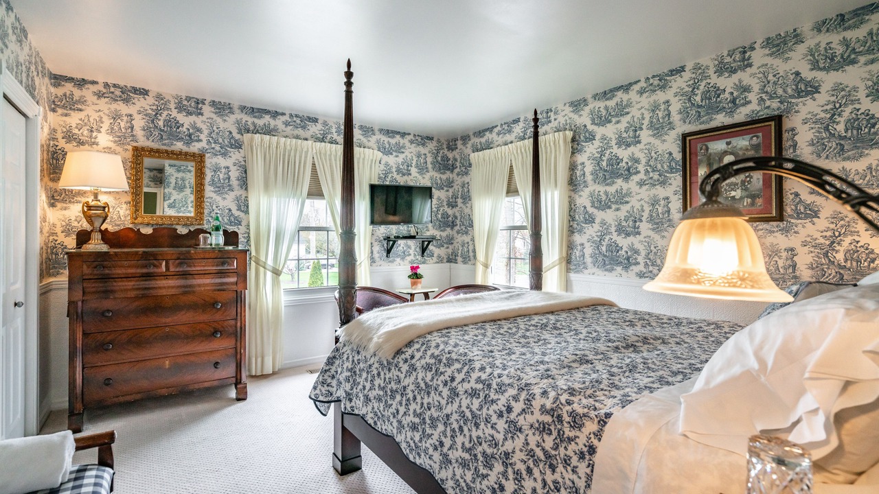 Photo of Bedroom in Historic Old Town