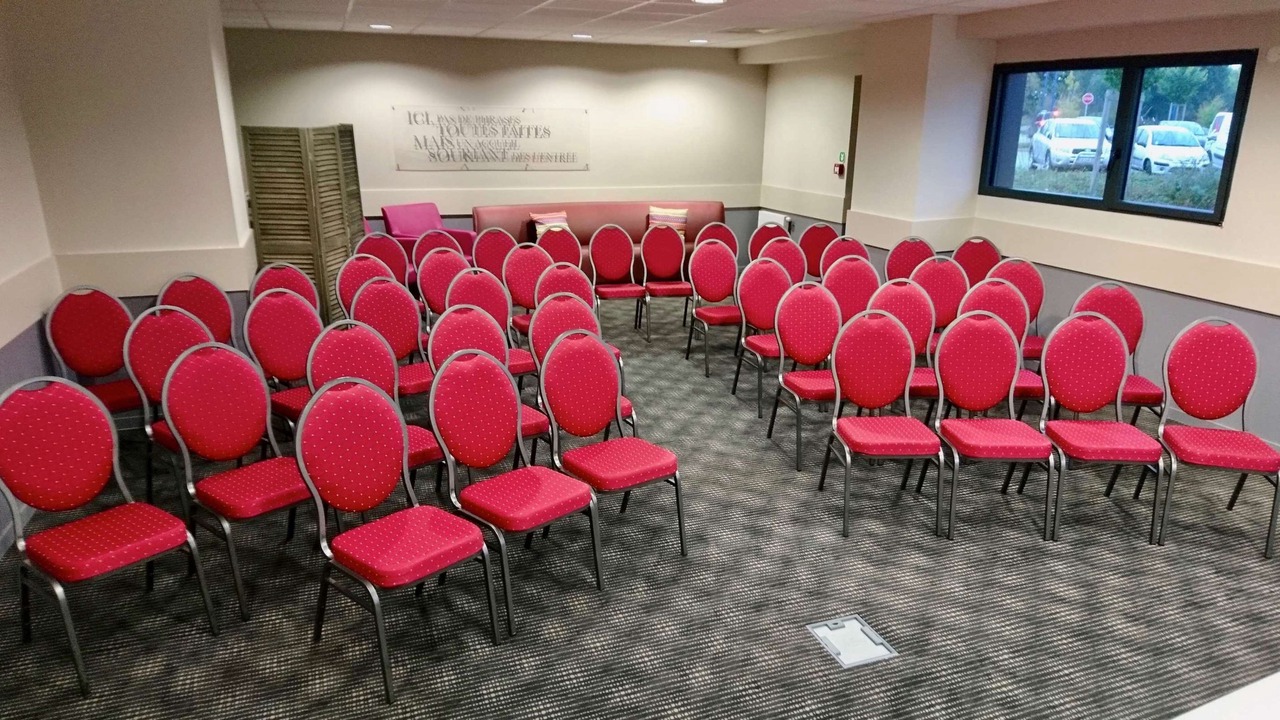 Photo of Others in Auray