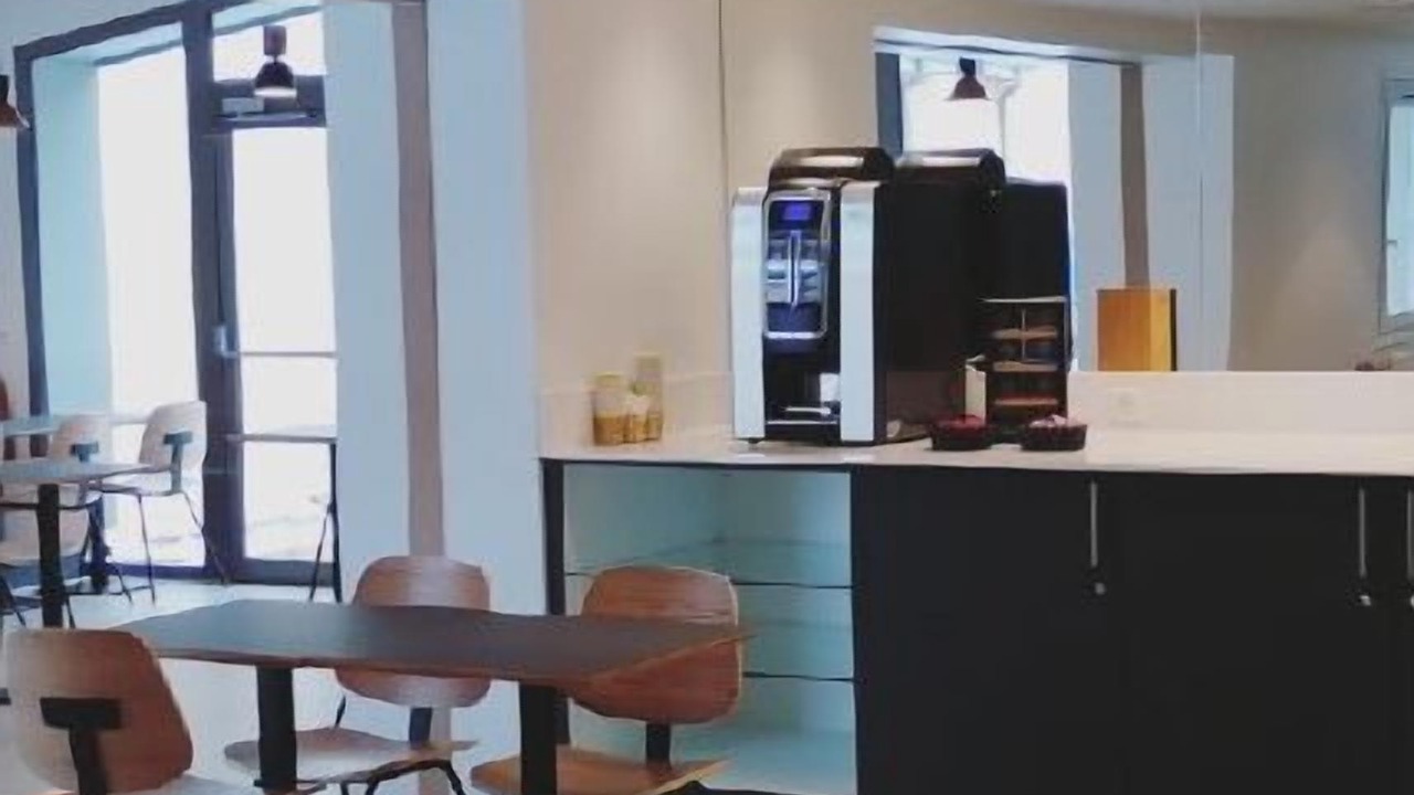 Photo of Outdoor in Poincare - Foch - Anatole France - Croix de Bourgogne