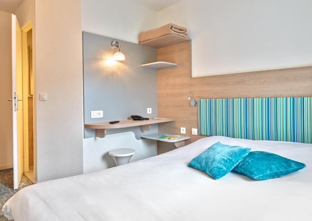 Photo of Others in Poincare - Foch - Anatole France - Croix de Bourgogne