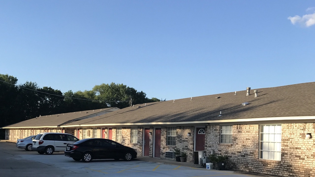 Photo of Others in Henryetta