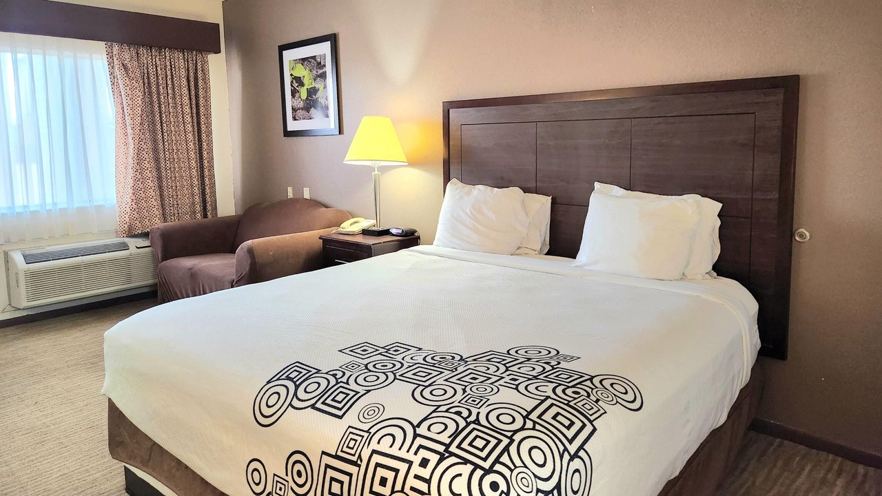 Photo of Bedroom in Navasota