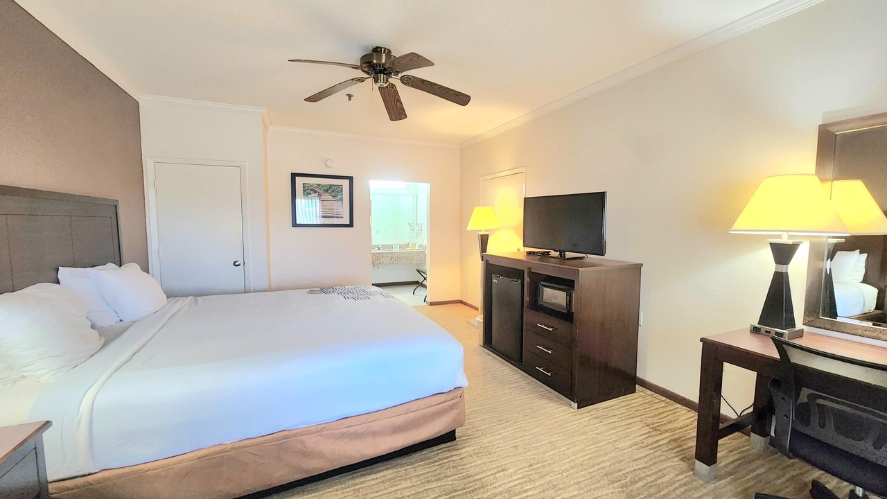 Photo of Bedroom in Navasota