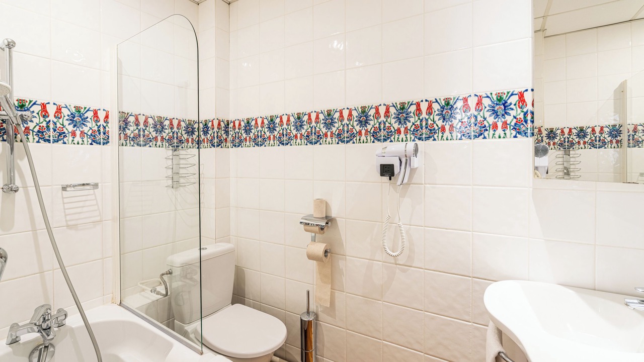 Photo of Bathroom in Orleans