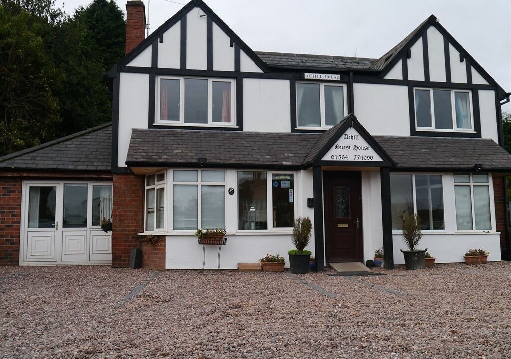 Photo of Buildings in Knowle Sands