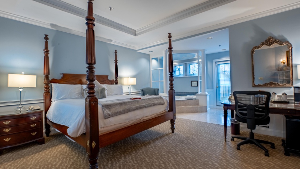 Photo of Others in Sandwich