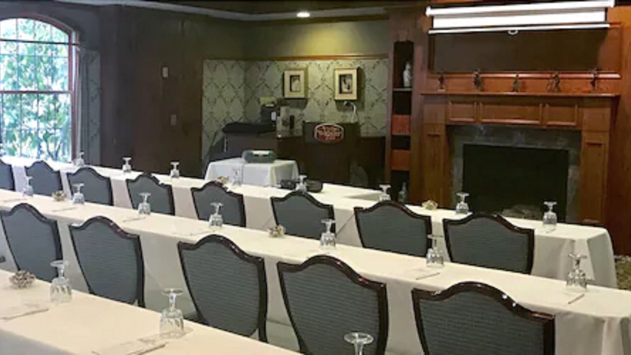 Photo of Others in Sandwich