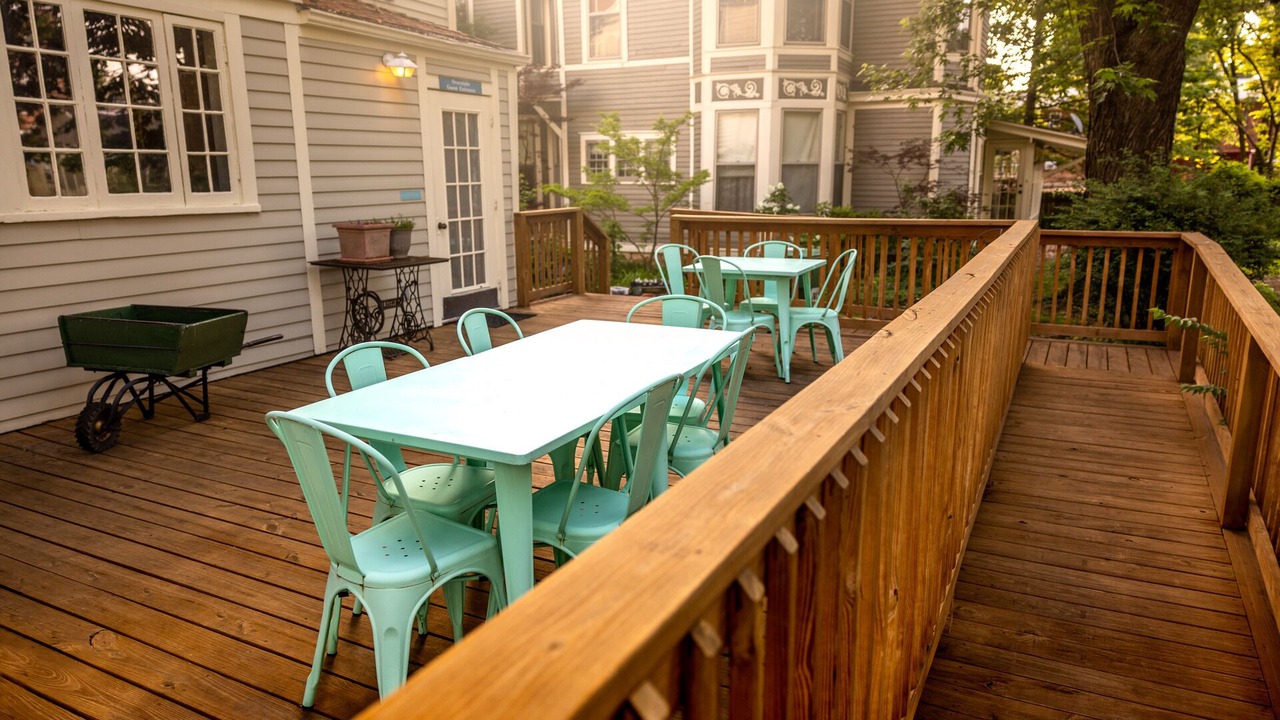 Photo of Outdoor in Walnut Street