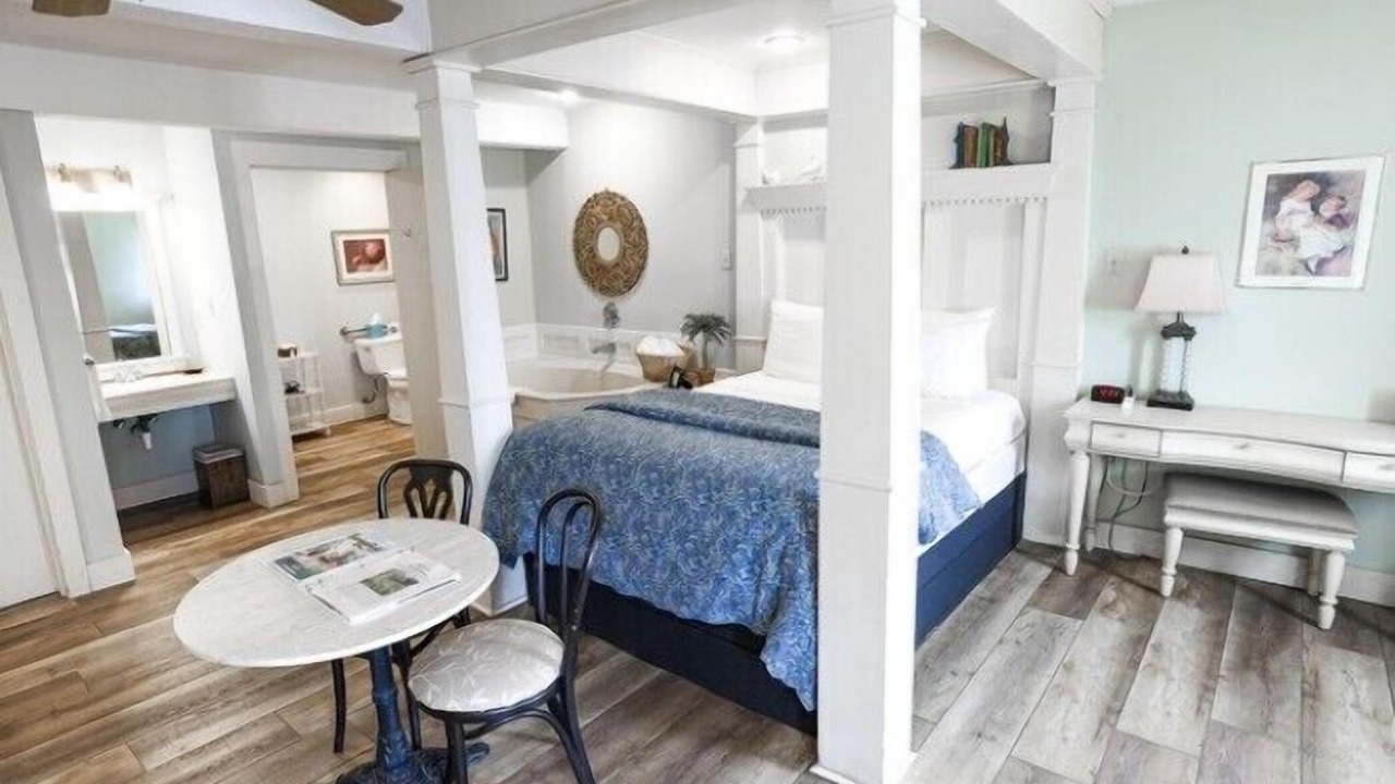 Photo of Bedroom in Walnut Street