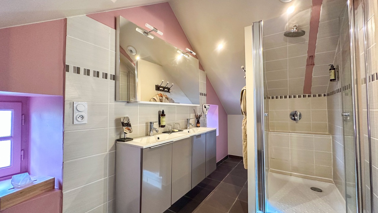 Photo of Bathroom in Yffiniac