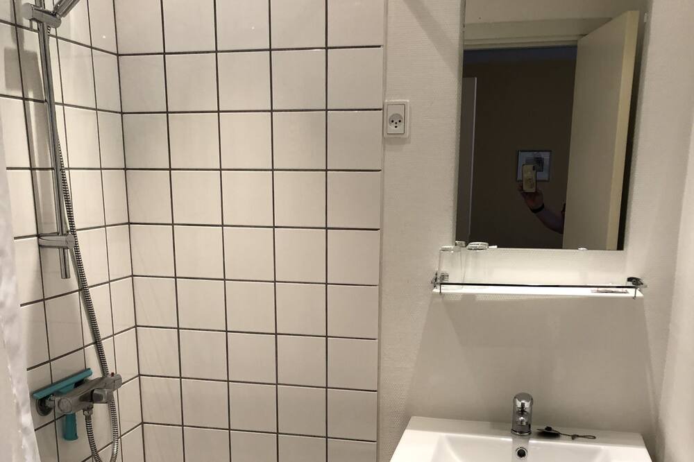 Photo of Bathroom in Faaborg