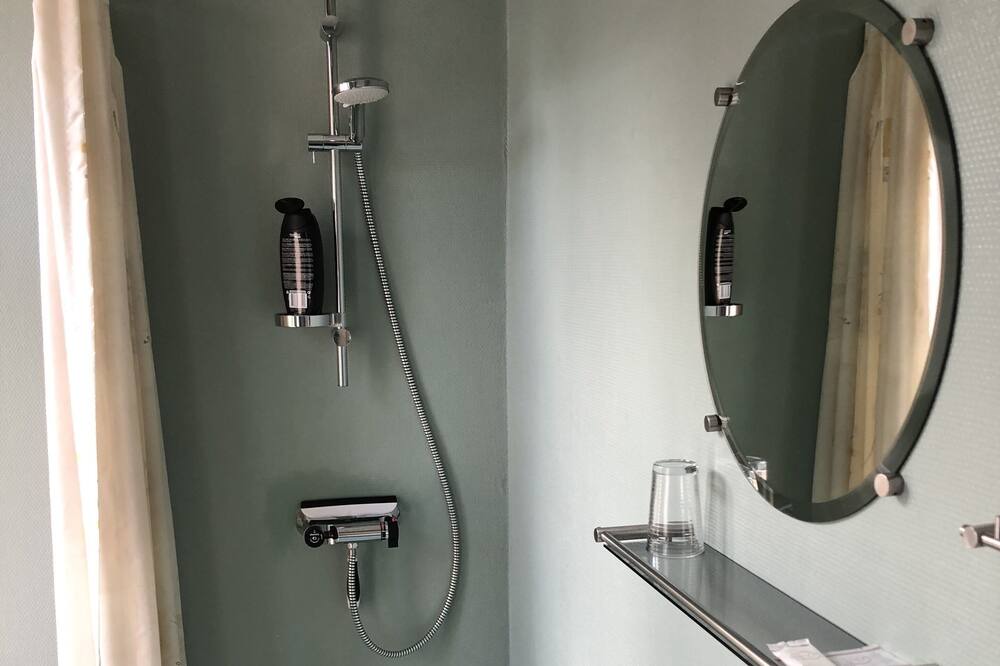 Photo of Bathroom in Faaborg