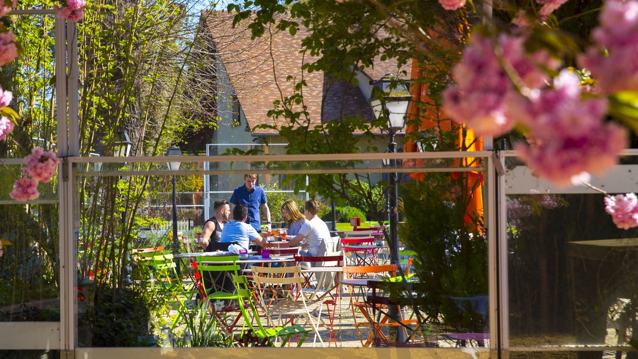 Photo of Patio Balcony in Saint-Pierre-la-Garenne