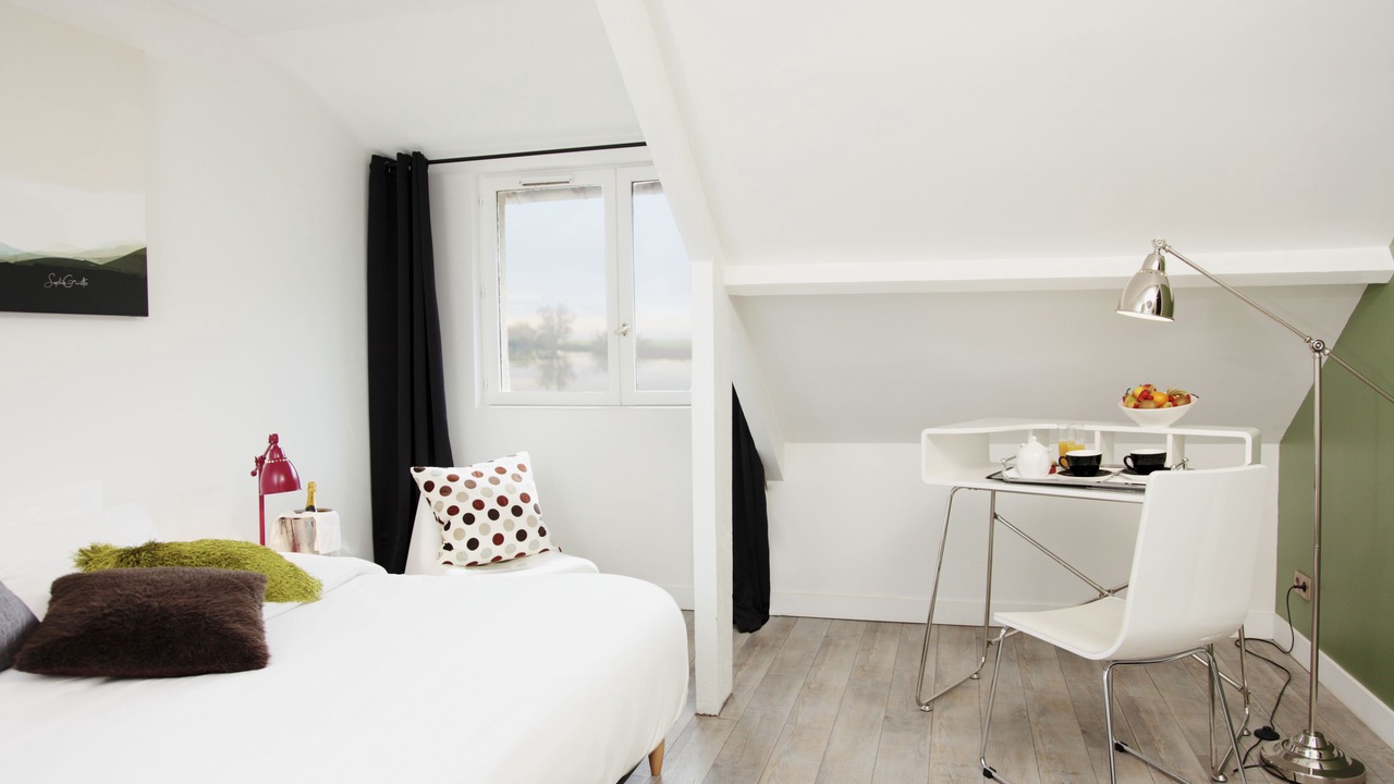 Photo of Bedroom in Saint-Pierre-la-Garenne