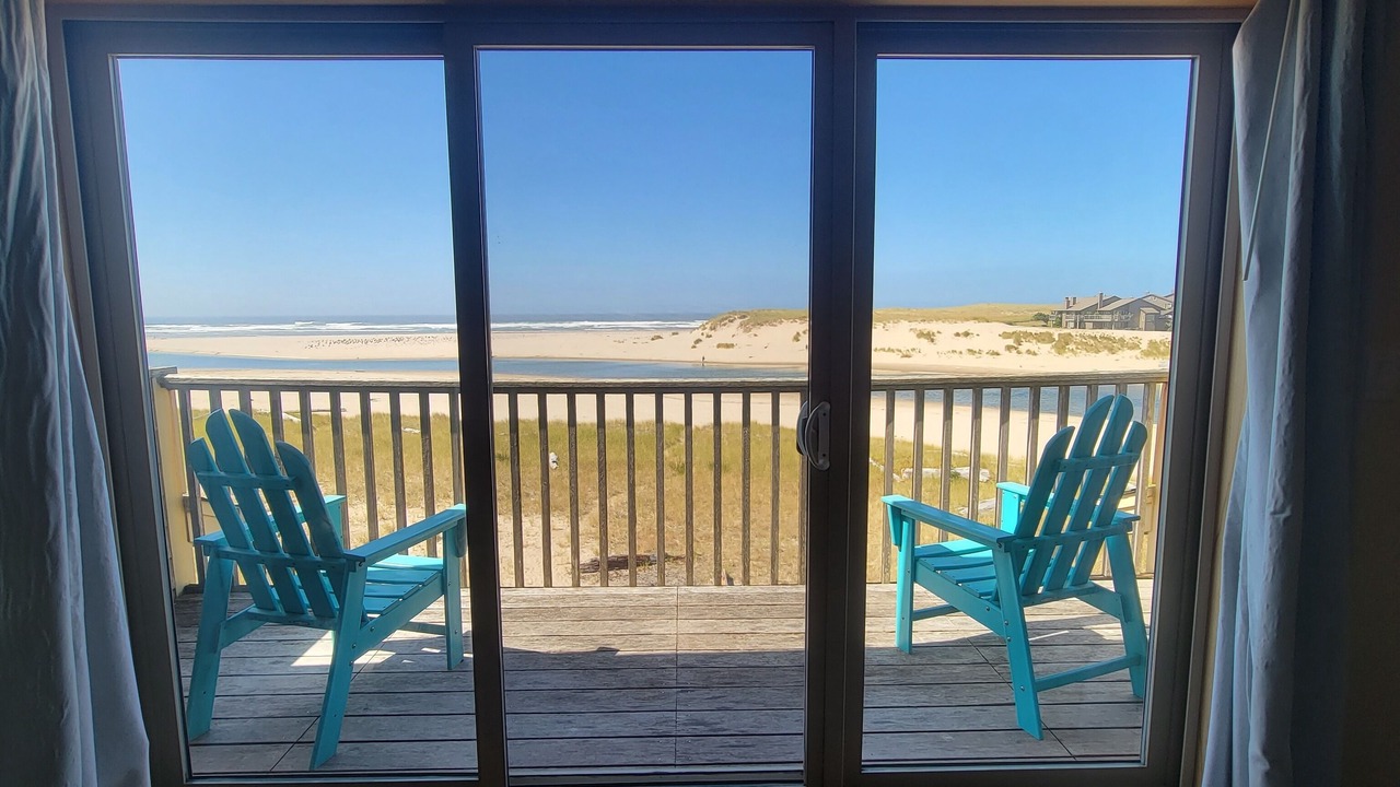 Photo of Patio Balcony in Cannon Beach