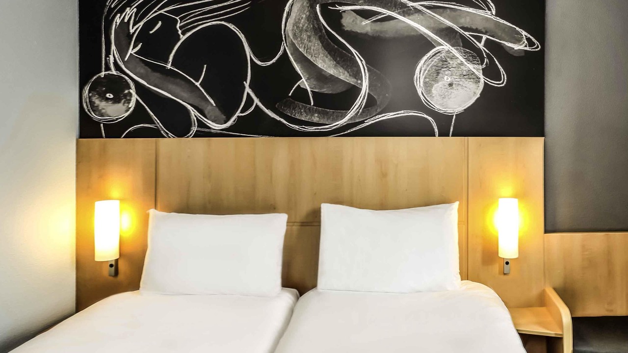 Photo of Bedroom in Saint-Genis-Pouilly